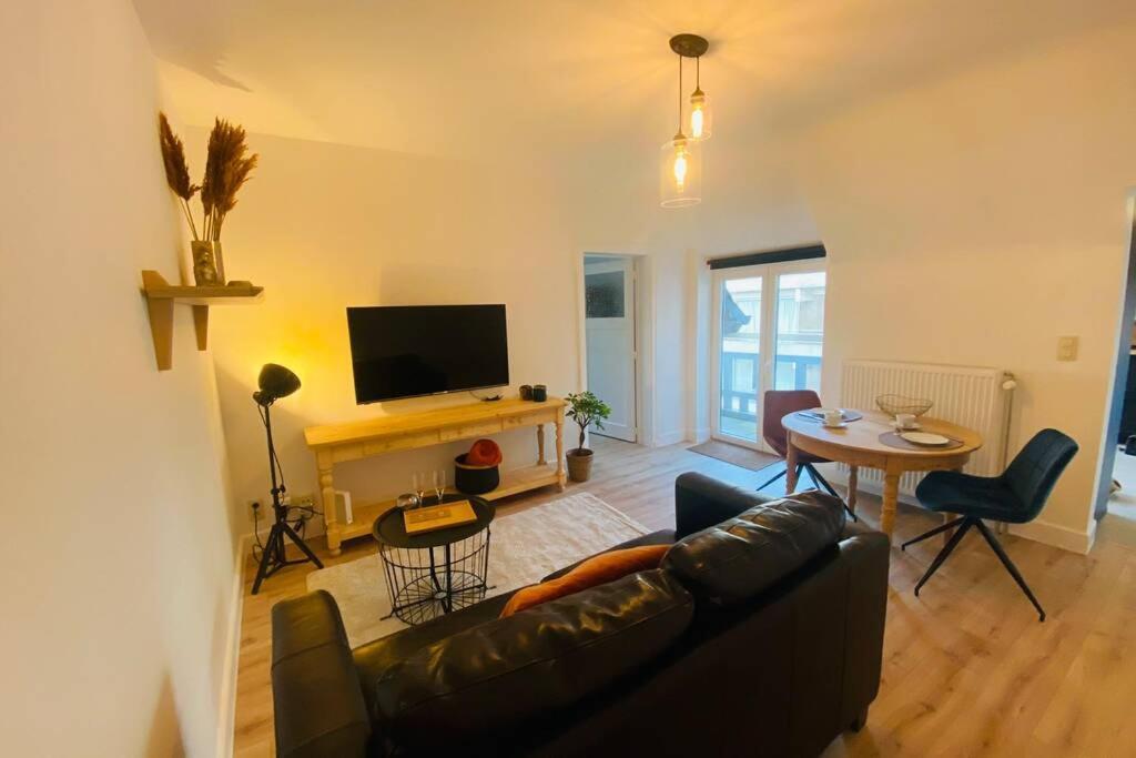 Recently Renovated Appartement 150M From The Beach De Haan Exterior photo